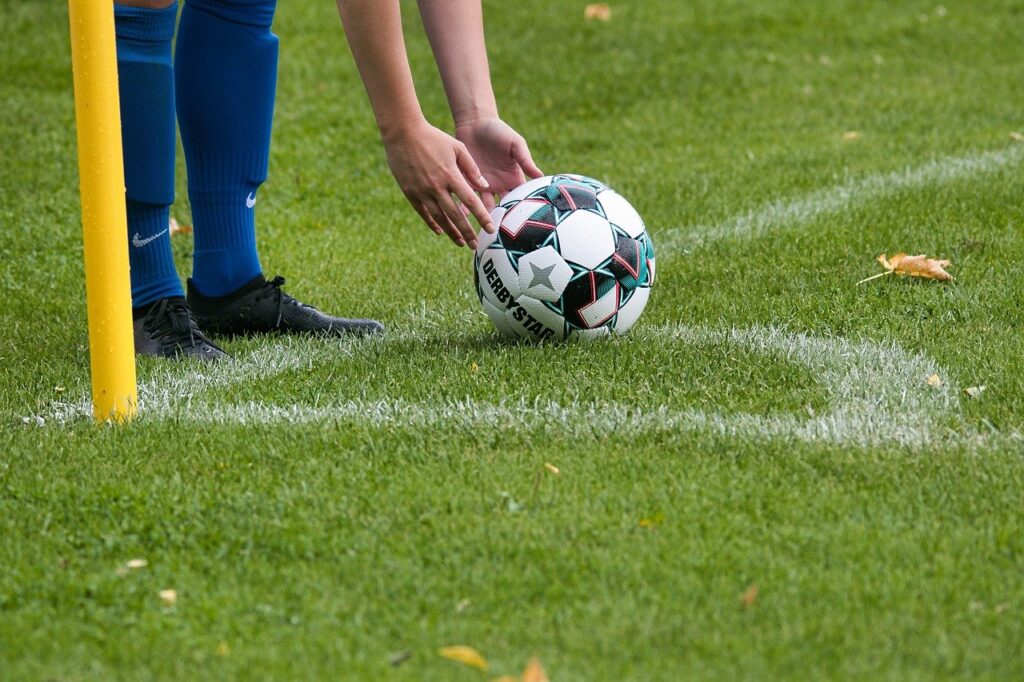 Ecke beim Fußball